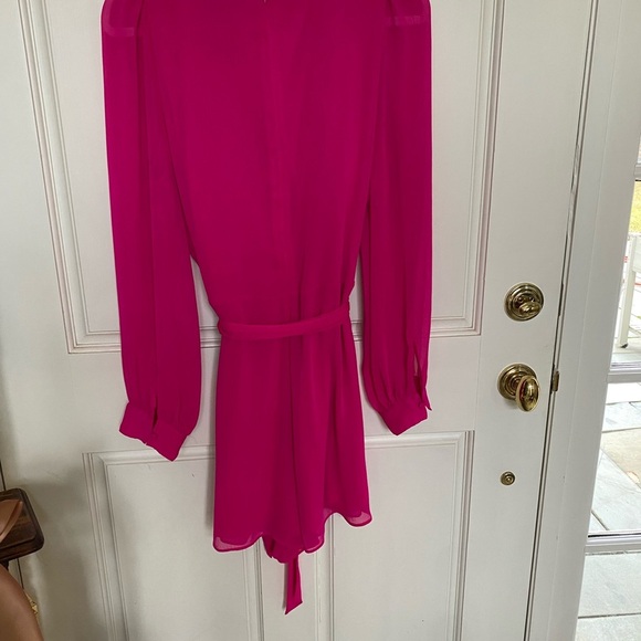 EXPRESS Romper Bright Pink Fuschia NWT Large - Picture 5 of 7